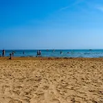 Daire Comfortable Flat For 4 Guests By The Bibione