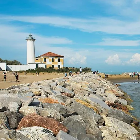 Comfortable Flat For 4 Guests By The * Bibione