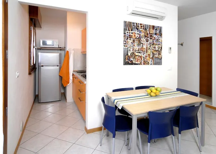 Comfortable Flat For 4 Guests By The Lejlighed *